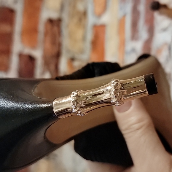 Gucci  Silk Ribbon Slip On Heels Size 7B - Picture 9 of 12